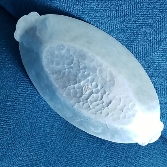 Vintage Aluminum Platter - Picture 3 of 4